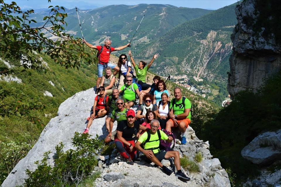Pensjonat Relais Valguerriera Apecchio Zewnętrze zdjęcie