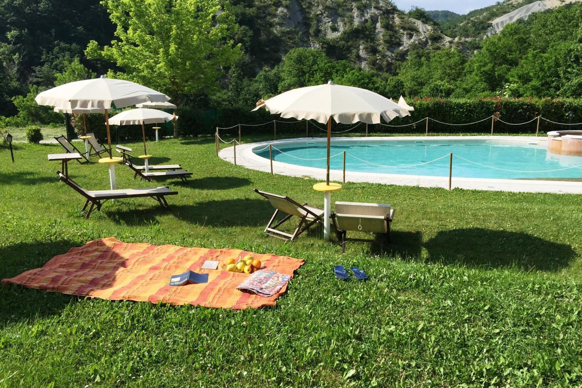 Pensjonat Relais Valguerriera Apecchio Zewnętrze zdjęcie